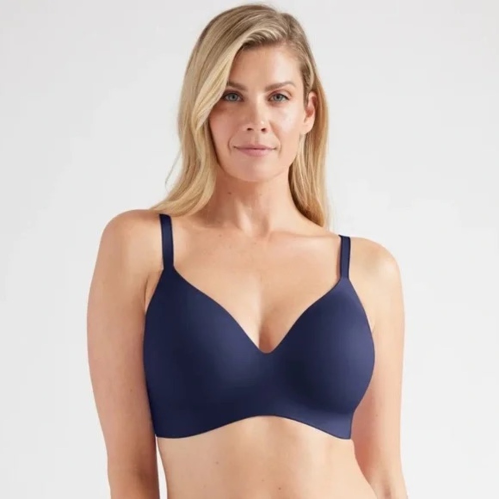 Knix Size 8 (40D, 40DD, 40E/DDD, 42D, 42DD) WingWoman Contour Bra